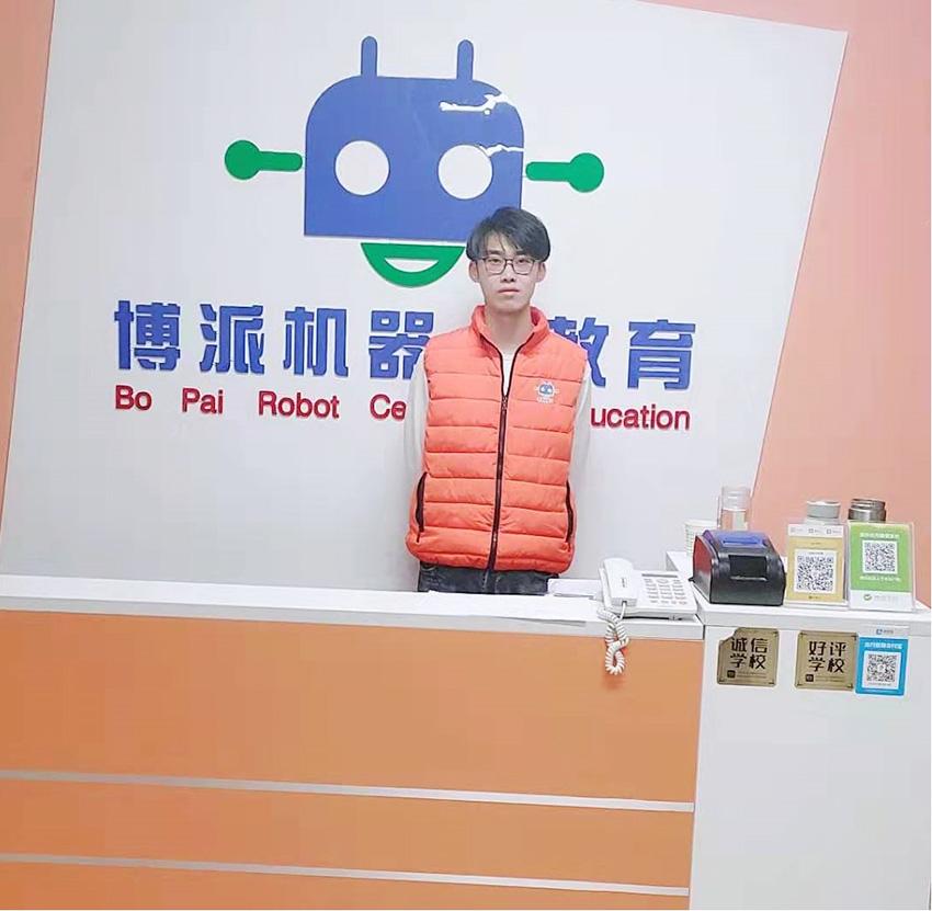 贺战江.jpg